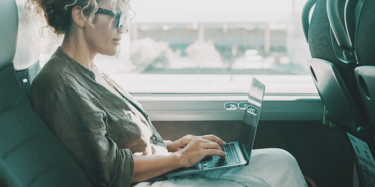 Trabalho Remoto e Viagens de Ônibus