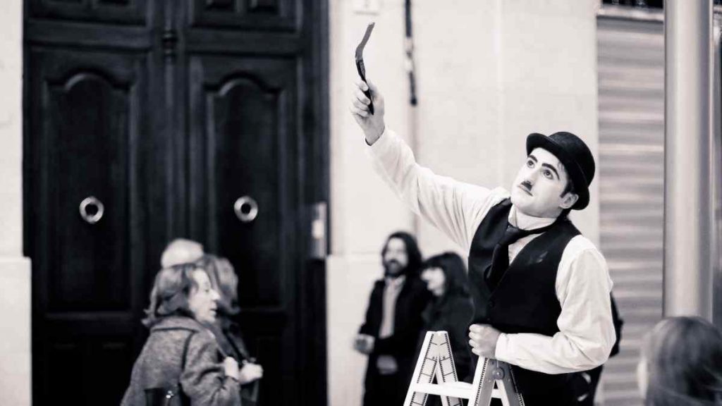 Filme de Charles Chaplin sobre a Revolução Industrial