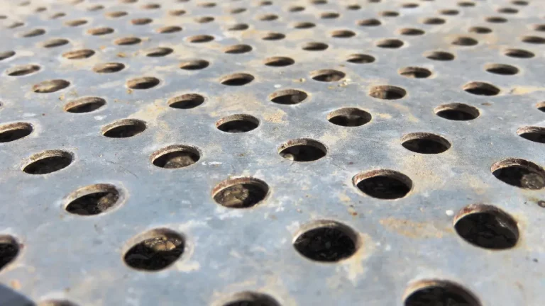 Chapas perfuradas o que sao e para que servem na construcao civil