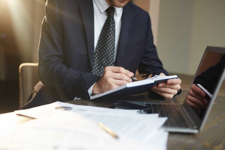 Digitalizacao transforma a gestao financeira tributaria e operacional das empresas freepik